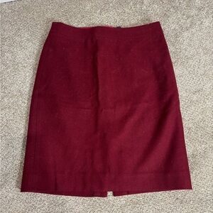 J. Crew Factory The Pencil Skirt Womens Size 2
Burgundy Double Serge Wool Blend